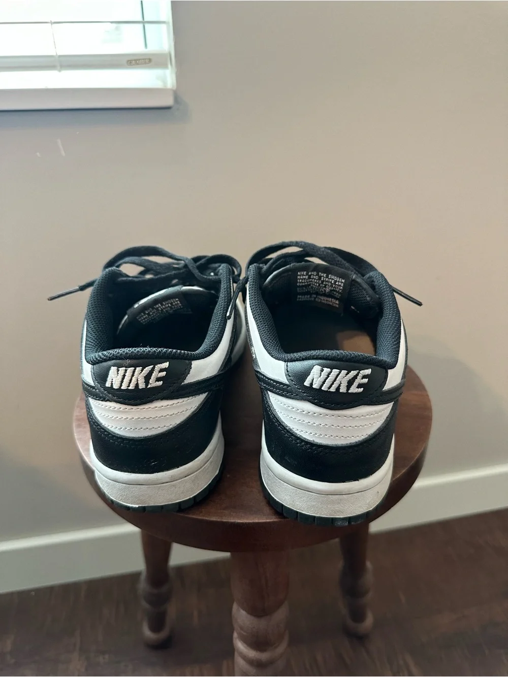 Nike Kids Black and White Low-Top Sneakers — Youth Court Style